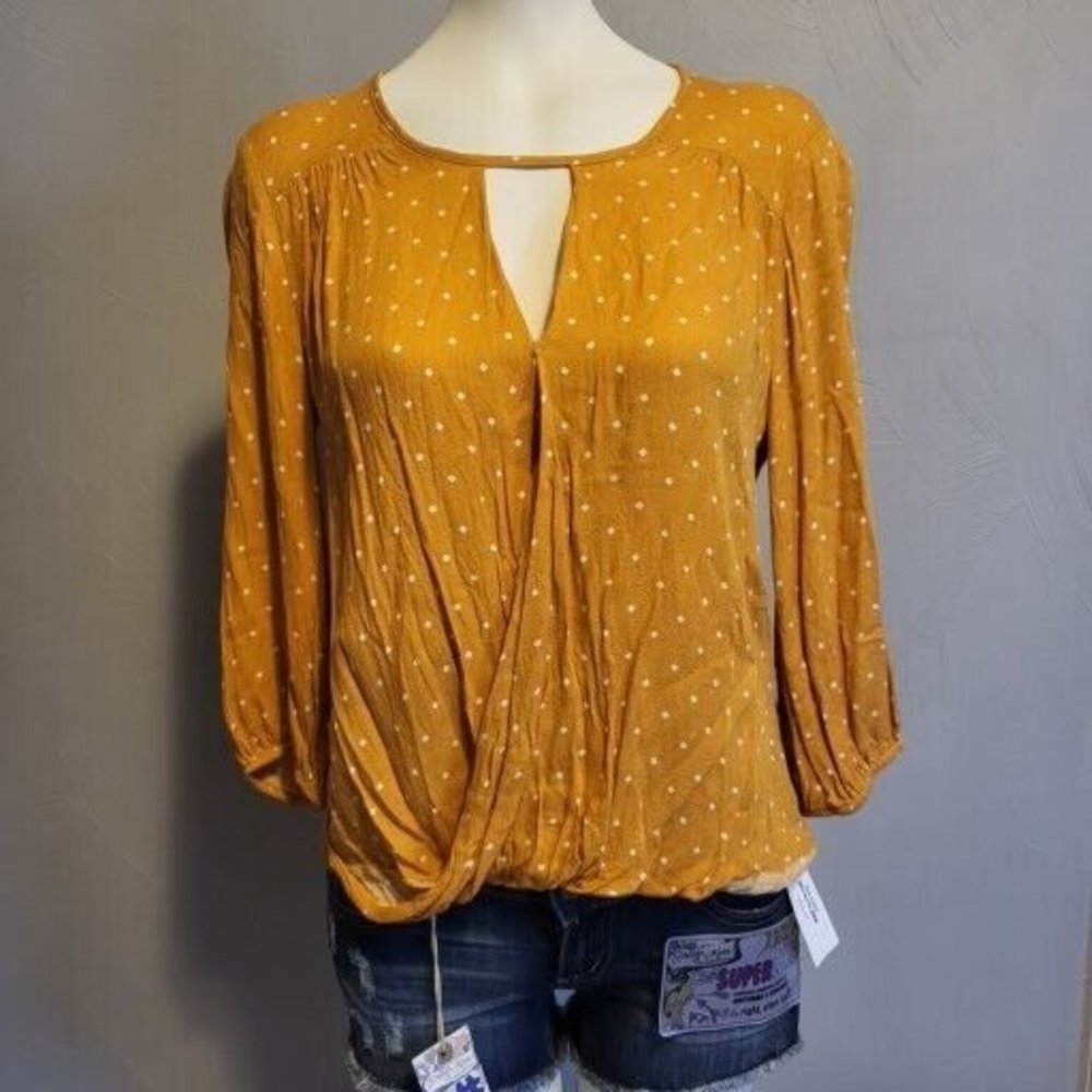 &. Layered, Gold Wrap/Drape Blouse, Women's Size Small, 3/4 Sleeve, Polka Dots